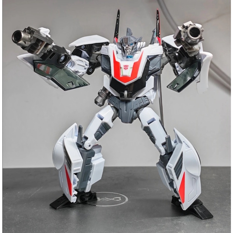 Robot Car Kit - ของเล่นแปลงร่าง APC IDW Wheeljack Wandering Warrior