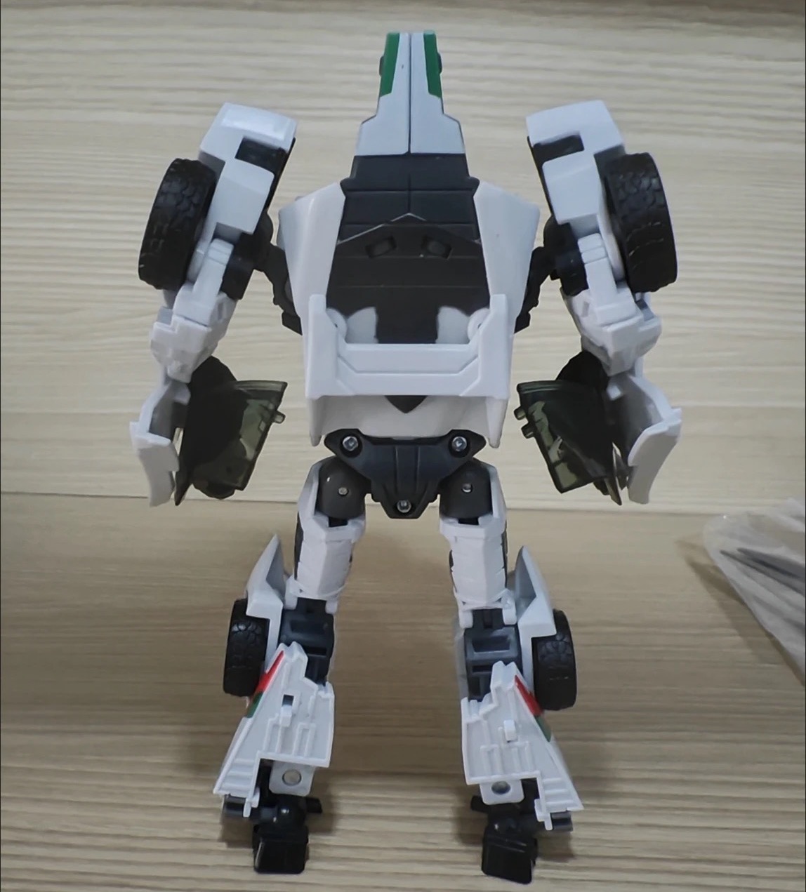 ของเล่นแปลงร่าง APC IDW Wheelj - Robot Car Kit บทวิจารณ์และราคา